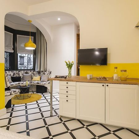Suite Home Milano Fiera ภายนอก รูปภาพ