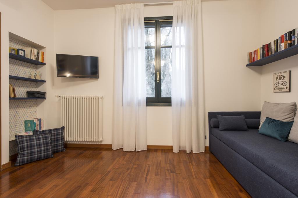 Suite Home Milano Fiera ภายนอก รูปภาพ