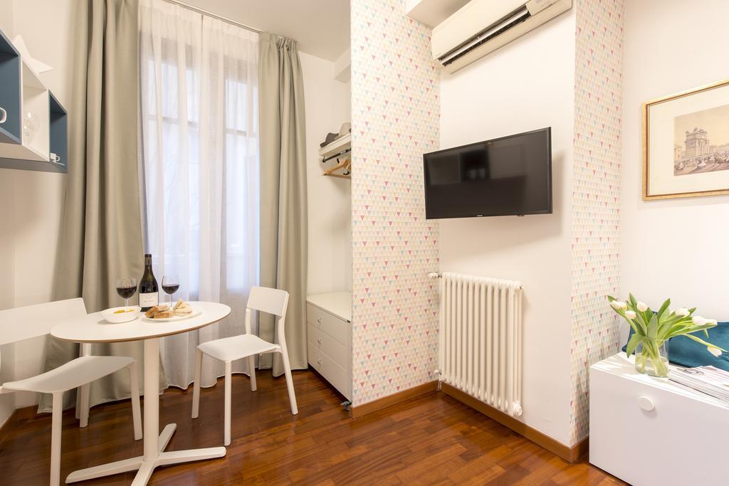 Suite Home Milano Fiera ภายนอก รูปภาพ