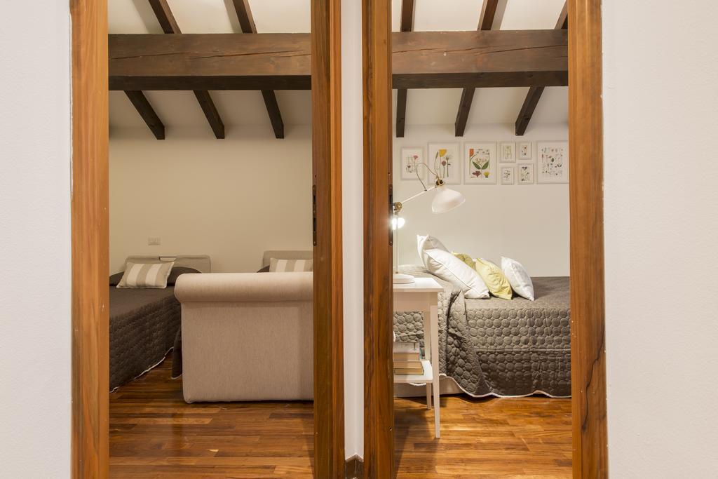 Suite Home Milano Fiera ภายนอก รูปภาพ