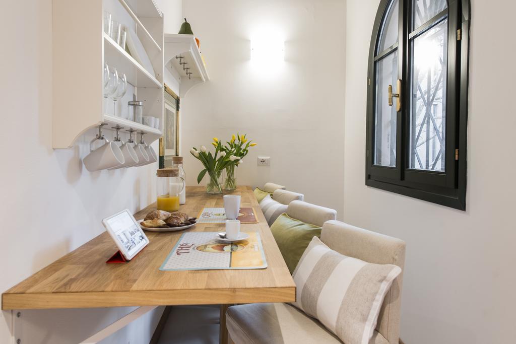 Suite Home Milano Fiera ภายนอก รูปภาพ