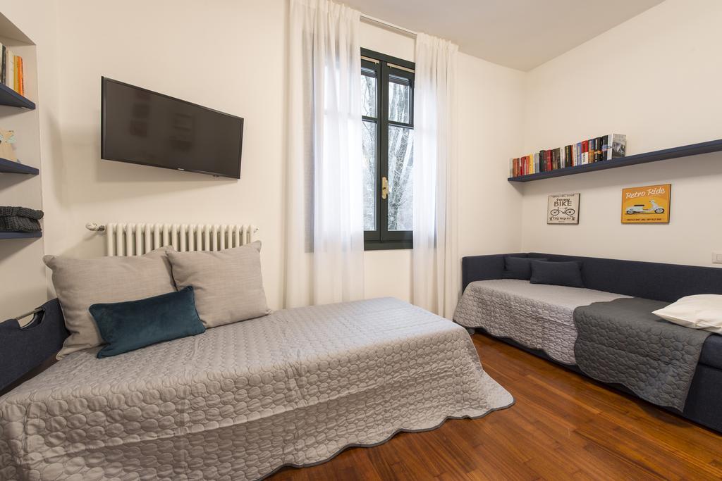Suite Home Milano Fiera ภายนอก รูปภาพ