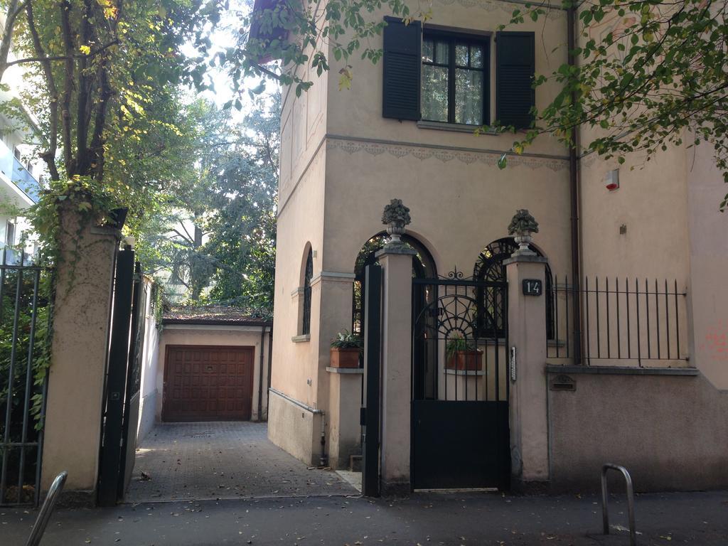 Suite Home Milano Fiera ภายนอก รูปภาพ