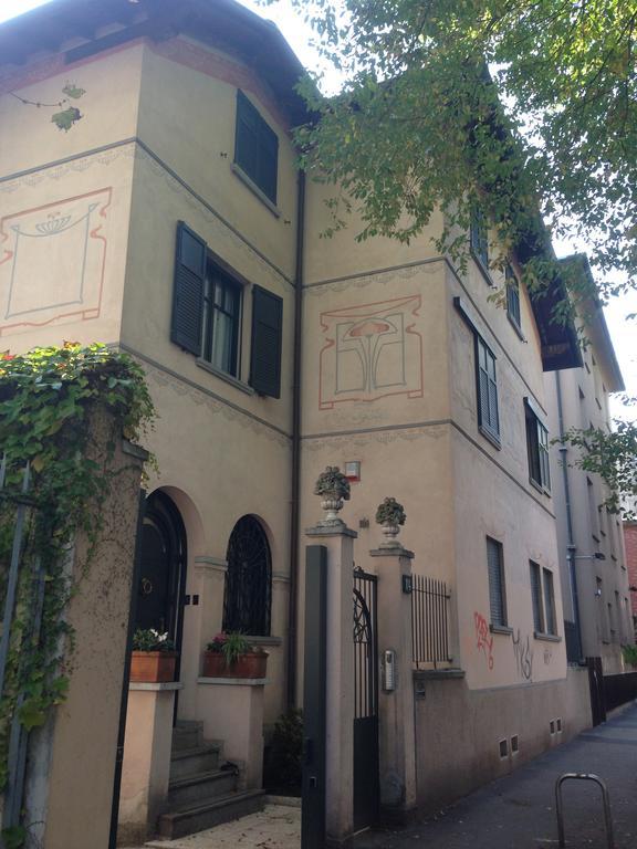 Suite Home Milano Fiera ภายนอก รูปภาพ